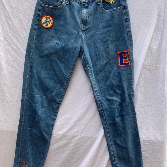 GAP Women's girlfriend 1969 Blue Jeans with Fun Patches - Picture 2 of 12